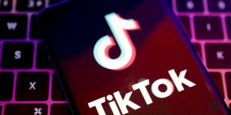 “Të merren masa”/ The Guardian: Më shumë se gjysma e videove në TikTok që ofrojnë këshilla për shëndetin mendor përmbajnë dezinformata