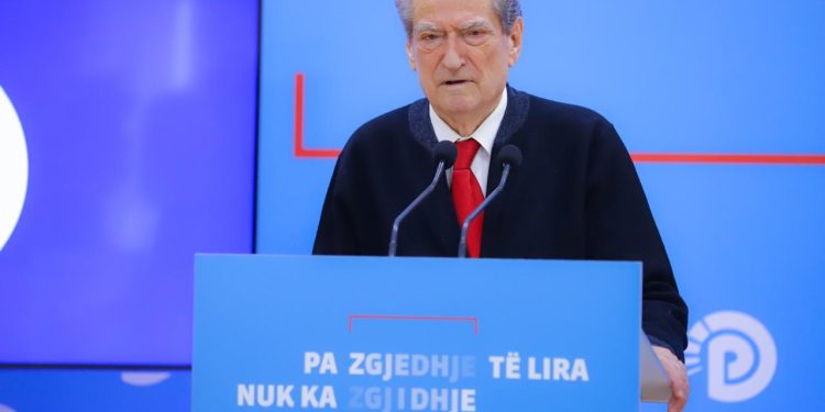 Berisha: Për dy ditë në tempullin e demokracisë në Bruksel, u bë pretenca ndaj Edi Ramës, farsës elektorale dhe mandateve kallp