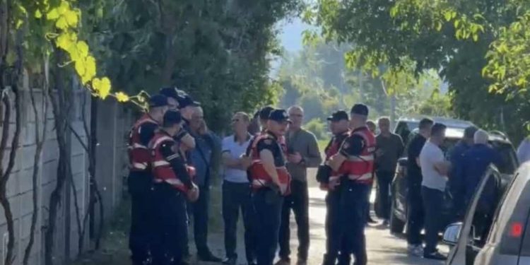 Ekzekutimi i 57-vjeçarit në Tale të Lezhës/ Pistë hetimi edhe hakmarrja! Viktima e pestë, si nisi saga e vrasjeve mes fiseve Kaza dhe Gjini?