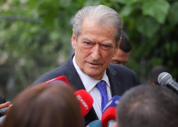 Berisha: Klani Troplini u transformua në kartel droge këto vite pasi iu dhurua porti i Durrësit. Kanë edhe një bos në hije