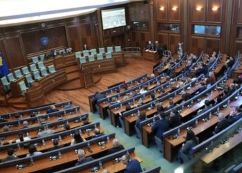 Dështon përsëri seanca konstituive në Kosovë, shtyhet për ditën e hënë