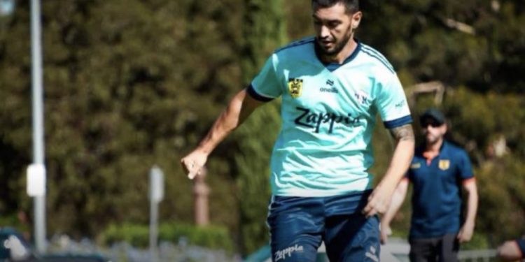 Një tragjedi trondit botën e futbollit, lojtari shqiptar i jep fund jetës duke u hedhur nga kati i tetë