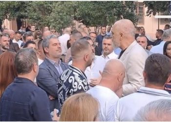 VIDEO/ Çfarë ndodhi? Pse Rama debatoi me kryebashkiakun e Vlores në festën e PS?!