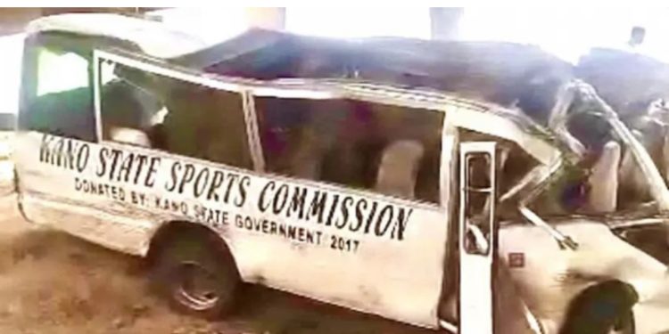 E RËNDË!… 22 persona, kryesisht sportistë, humbën jetën në një aksident në Nigeri