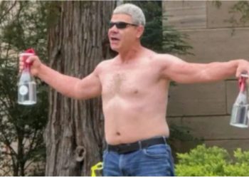 VIDEO/ Sulm në një tubim për pengjet izraelite në Kolorado, tetë persona të plagosur, autori bërtiti “Liri për Palestinën” kur hodhi molotovin