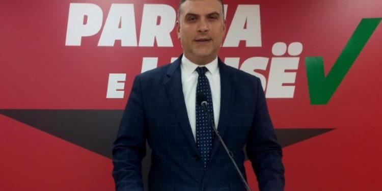 Tedi Blushi jep dorëheqjen nga Këshilli Bashkiak i Tiranës pas zgjedhjes deputet