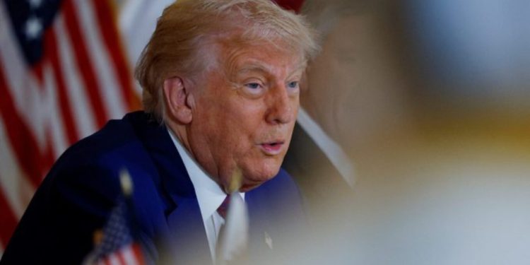 Bisedime për armëpushim në Ukrainë, zëdhënësja e Trump: Presidenti i gatshëm të takohet me Zelenskyn dhe Putinin në Turqi