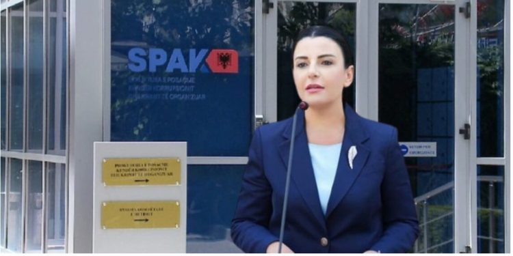 Belinda Balluku, nga skemat korruptive te lufta për Ministrinë e Brendshme/ A po kërkon të forcohet para se të arrestohet?”