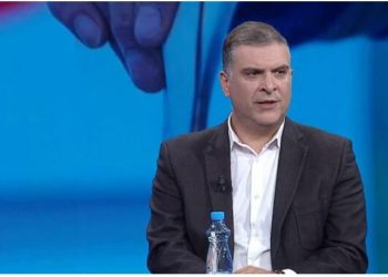 “Ka pasur kërcënime!” Kryemadhi fushatë për PL-në? Blushi: Shaka e madhe, ftonte qytetarët të votonin Metën, por godiste bashkëpunëtorët e tij