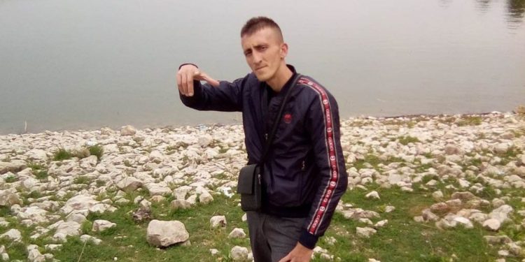 “Qante i shkreti, lutej”, anëtari i bandës së Laert Haxhiut tregon detaje të rënda nga vrasja e Fridman Xhaferrajt: E lidhëm me gurë që të fundoste në rezervuar