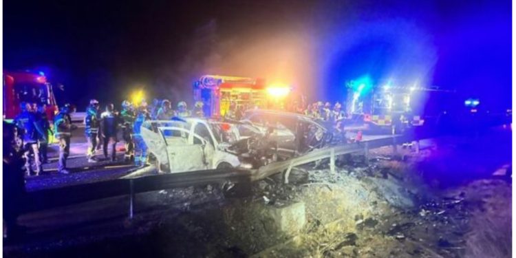 Përplasen kokë më kokë me mjetin e inspektorit të policisë, humbin jetën 3 shqiptarët dhe polici në Spanjë