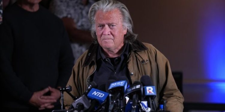 Pas përplasjeve me Trump/ Steve Bannon: Musk duhet të deportohet menjëherë nga SHBA