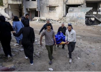 Ushtria izraelite pranon sulmin “e fshehur”: Kemi goditur gabimisht zonën al-Mawasi të Gazës, artileria devijoi