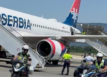 Mbi 2 mijë efektivë dhe 500 civilë mes tifozëve në stadium, The Guardian për Shqipëri-Serbi: Pajisjet kundër dronëve janë gati, Ismail Morina është “zhdukur”