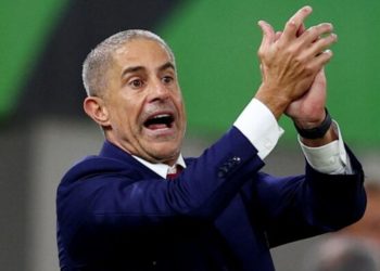 “Jam krenar për lojtarët, por i zhgënjyer me rezultatin” – Sylvinho flet pas ndeshjes me Serbinë