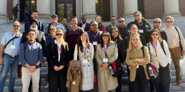 Shkelje nga Fondacioni Shqiptaro-Amerikan për Zhvillim? Auron Tare nxjerr foton: Na morën trashëgiminë kulturore, kush është shqiptar nga këta?