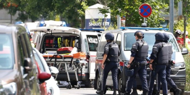 Sulmi me nëntë viktima dhe 12 të plagosur në një shkollë në Austri, shpallen tre ditë zie