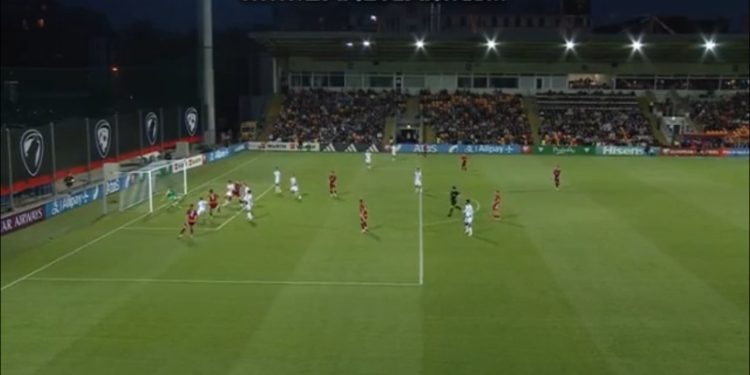 VIDEO/ Shqipëria shtanget në fundin e pjesës së parë, Letonia barazon shifrat, lojtarët i drejtohen dhomave të zhveshjes