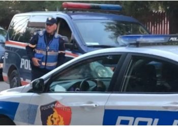 Konflikt në Tiranë, dyshime për të shtëna me armë zjarri, në vendngjarje gjenden gëzhoja