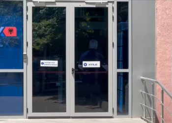 Ish-Rektori i Universitetit të Tiranës Dhori Kule, paraqitet në SPAK