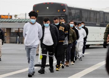 Në kuadër të marrëveshjes me SHBA-në, Kosova pranon të strehojë përkohësisht 50 emigrantë të vendeve të treta! DASH: Largimi i tyre na mbron