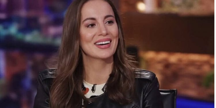 Mira Murati plotëson dëshirën e nënës së saj, i jep fund beqarisë, detaje nga martesa e saj ‘sekrete’