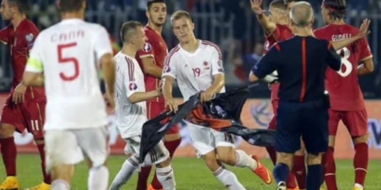 Ndeshja e kthimti/ Serbia pret Shqipërinë në stadiumin më të madh të Beogradit