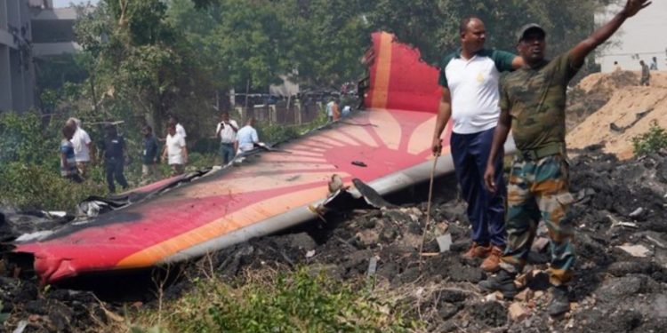 I mbijetoi tragjedisë ajrore me mbi 200 viktima, 40-vjeçari rrëfen momentet e tmerrit: Kur hapa sytë pashë trupa njerëzish gjithandej, më pas…