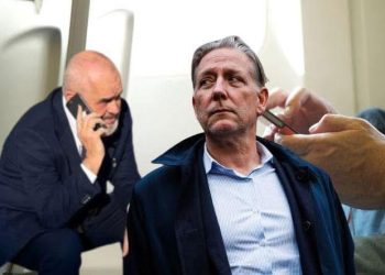 Rikthimi i McGonigal, pse u rihap hetimi? A rrezikon Edi Rama?