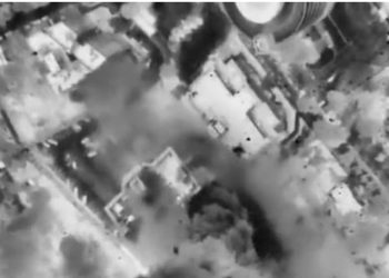 VIDEO/ 80 objektiva u shënjestruan gjatë natës në Iran, IDF publikon pamjet e sulmit ndaj selisë së programit bërthamor të Iranit