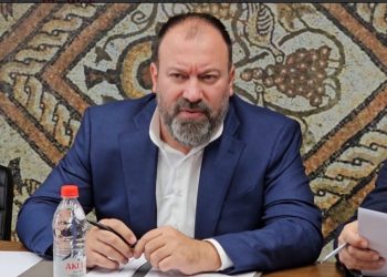 Arbian Mazniku është ministri nën hetim nga SPAK, BKH i kontrolloi banesën