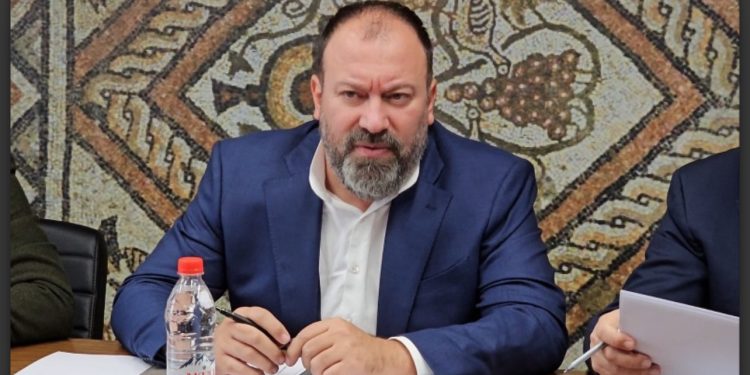 Arbian Mazniku është ministri nën hetim nga SPAK, BKH i kontrolloi banesën