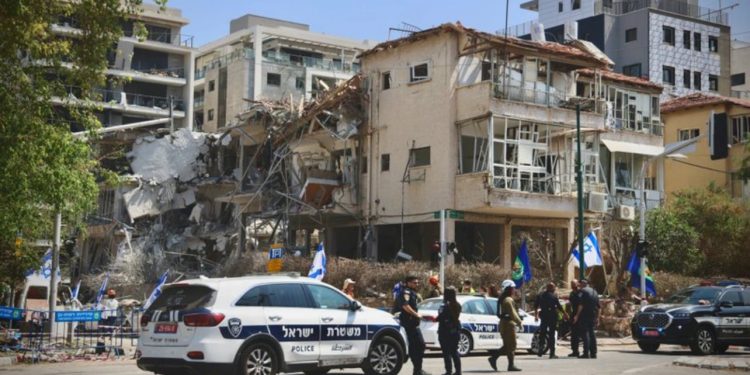 Irani nis një sulm të ri me raketa ndaj Izraelit, sirenat e alarmit bien në Tel Aviv dhe Jerusalem