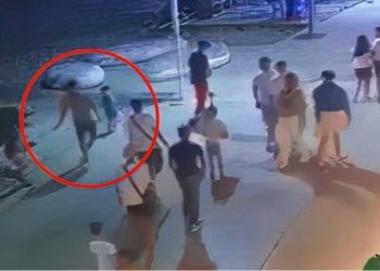 VIDEO/ I riu tenton që të rrëmbejë 4-vjeçarin te Shkëmbi i Kavajës, momenti kur prindërit e të miturit vrapojnë për ta kapur