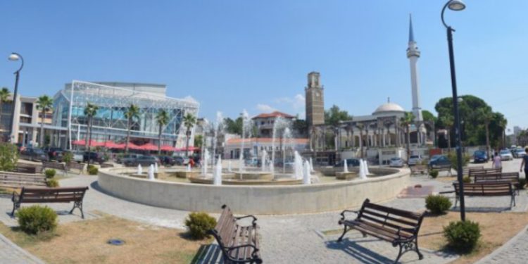 Në 2024 popullsia e re në moshë u tkurr me madhësinë e Kavajës, 29 mijë të rinj më pak