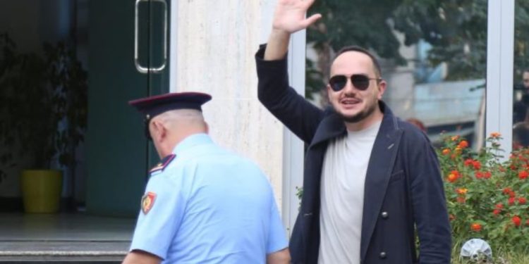 Kërkoi liri me kusht, Gjykata e Fierit shtyn seancën për Ervin Salianjin