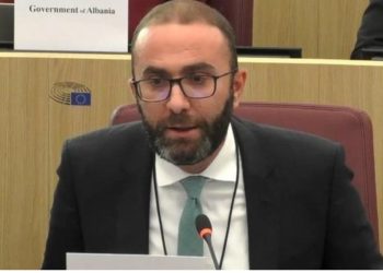 Takimi i Komitetit Parlamentar të Stabilizim Asociimit/ Raporti paraprak i OSBE, Bardhi: Shqipëria bëri hapa pas me zgjedhjet! Nuk ka standarde, ka regres