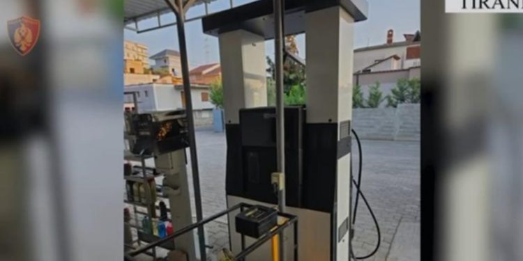 Shiste karburant të kontrabanduar, arrestohet 47-vjeçari në Paskuqan, i bllokohet dhe biznesi