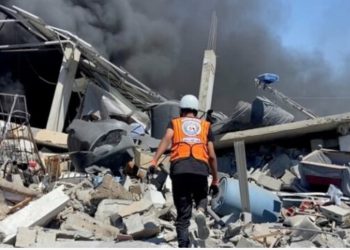 43 të vrarë në Gaza nga sulmet izraelite, mes tyre 26 pjestarë të organizatave humanitare