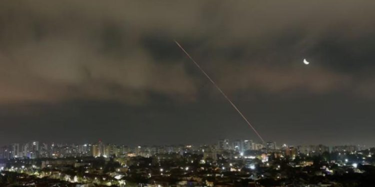 Izraeli kryen sulme të tjera ndaj Iranit, godet centralin bërthamor në Isfahan, vritet komandanti i dronëve të Gardës Revolucionare