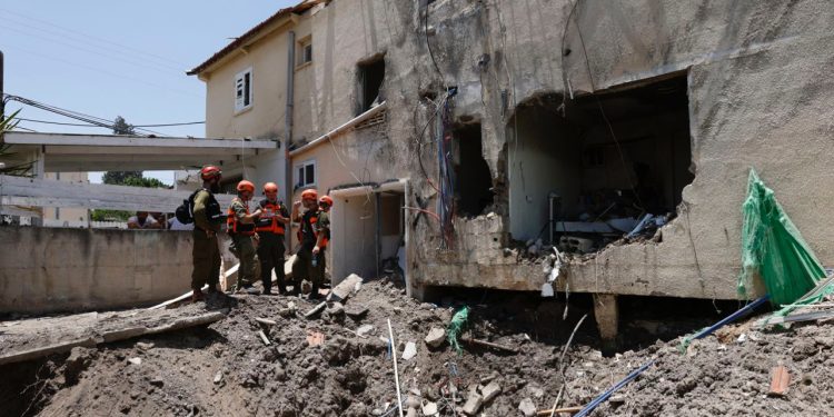 Dy dronë iranianë godasin Izraelin, raportohet vetëm për dëme materiale