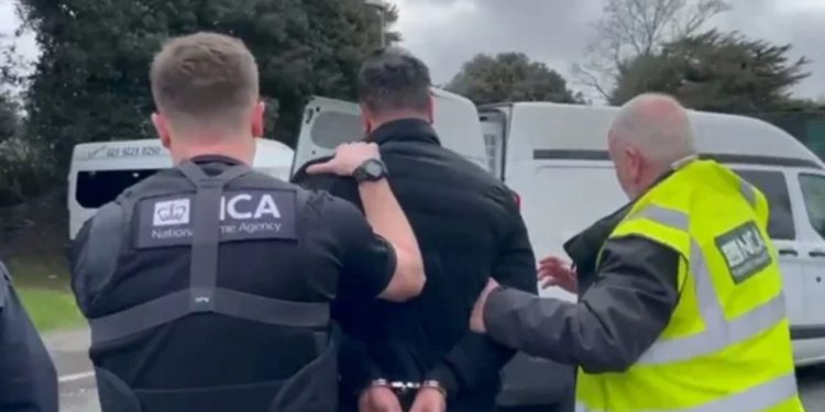 Pagoi 50 mijë euro për një vrasje për gjakmarrje, shqiptari i kërkuar ndërkombëtarisht jetoi në Britani pa u zbuluar për vite me radhë