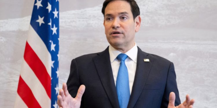 SHBA i bën thirrje Kinës të bindë Iranin të mos mbyllë Ngushticën e Hormuzit