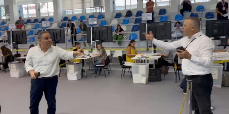 Debati te “Farie Hoti”/ KAS kërkon ndihmën e policisë: Dogjani intimidon numëruesit dhe ofendon anëtarët tanë