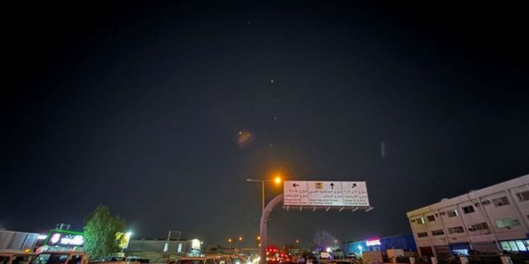 FOTOLAJM/ Qielli mbi Doha ndriçohet pas sulmit me raketa nga Irani në bazat amerikane