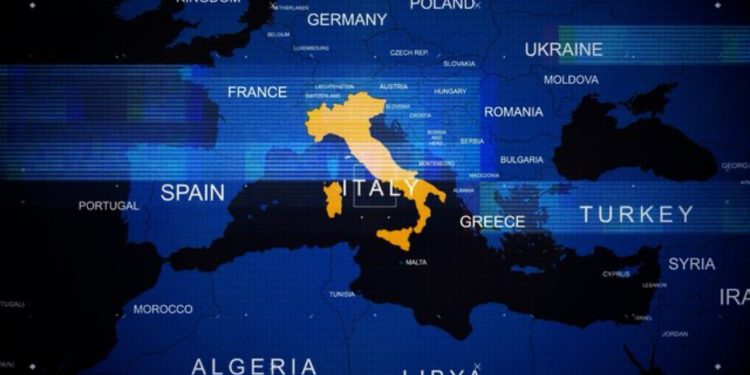 Një rumune dhe një maroken sollën automjetin e djegur që u përdor për vrasjen e Ermir Dedjas/ Kush ishin personat që i pritën në Durrës? Zbardhen detaje