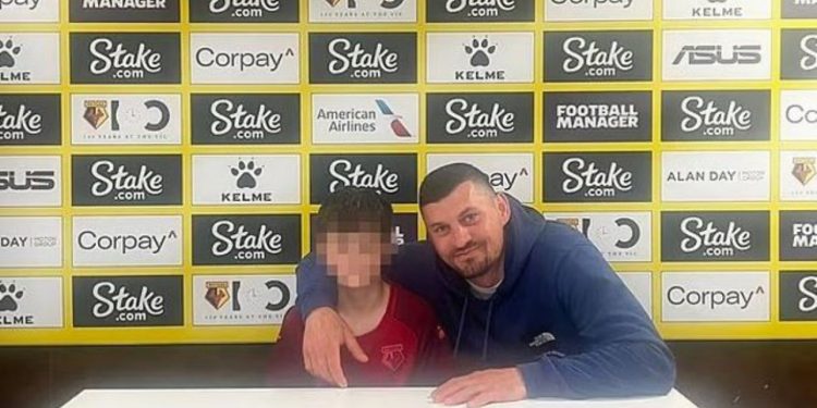 “Ju shkatërrohen shanset dy djemve për t’u bërë futbollistë të Premier Ligës”, trafikanti shqiptar pretendon se nuk mund të deportohet nga Britania e Madhe