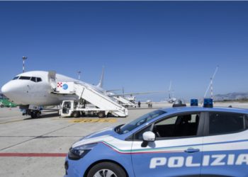 Nga nënshkrimi i kontratës prej mijëra eurosh te shkeljet juridike/ Media italiane: Kryhet operacioni i parë i riatdhesimit të qeverisë italiane direkt nga Shqipëria