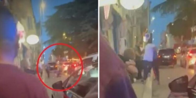 Skenë dhune në Bari/ Shqiptari tenton të dëmtojë një mjet të parkuar, policia ndërhyn pas denoncimeve, dhunon efektivët së bashku me shokun e tij