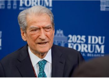 Berisha flet për median amerikane: ‘Republika e Sorosit’ na ka kthyer prapa në komunizëm